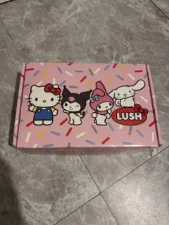 LUSHxハローキティバスボムセット
