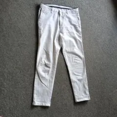 ZARA ホワイト スリムフィット チノパン