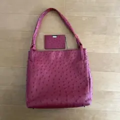 ピンクオーストリッチハンドバッグ