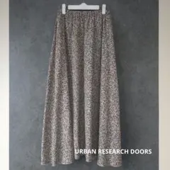 美品 URBAN RESEARCH DOORS ロングフレアスカート