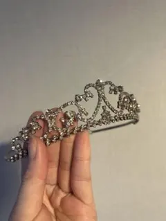 ティアラ　ブライダル　結婚式　前撮りヘアアクセサリー