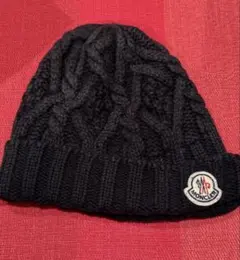 MONCLER ブラック ニット帽 ケーブル編み