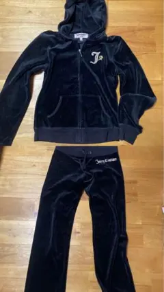 Juicy Couture ベロアセットアップ　ブラック Mサイズのサムネイル