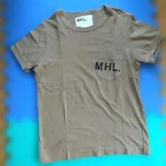 《 マーガレット・ハウエル 》カーキ色 半袖Tシャツ❣️のサムネイル