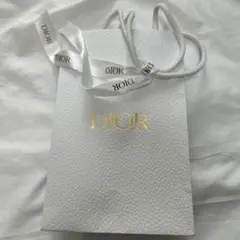 Dior ショッパー　リボン付き