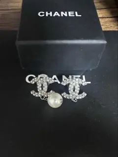 CHANEL シャネル CCロゴ パール付きピアス(片耳のみ) ゴールド - メルカリ