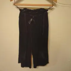 GU　ジーユー　パンツ　140cm 黒　ガウチョパンツ