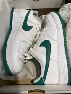 Nike Air Force 1 ホワイト/グリーン　箱付き