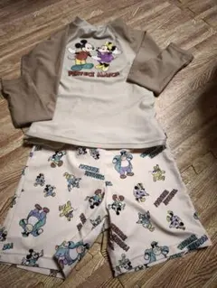ミッキー・ミニー ラッシュガードとショートパンツセット　フタフタ