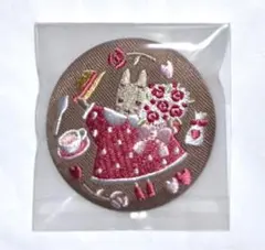 サンリオ 刺繍缶バッジつきBiscuit 刺繍缶バッジ3 マロンクリーム