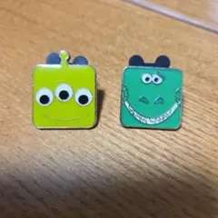 ディズニーワールド プルートピンバッチセット - メルカリ