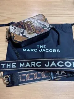 【美品】MARC JACOBS ザ スナップショット スネーク エンボス