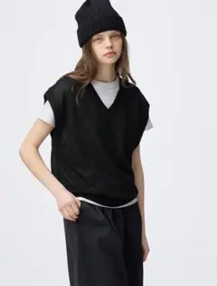 【新品】GU ループヤーンVネックT Sのサムネイル