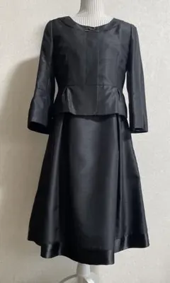 美品 ワンピーススーツ 黒 9号