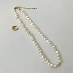 バロックパール　淡水パール ネックレス ゴールド金具　イヤカフ付き
