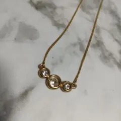 ゴールドクリスタルネックレス