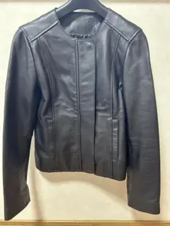 もりのがっこう　ラムレザー ノーカラージャケットブルゾン　ライダースジャケット ラムレザー ノーカラージャケットブルゾン(ブラック) | もりのが