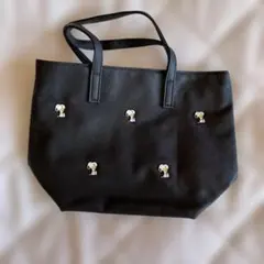 スヌーピー装飾付きブラックトートバッグ