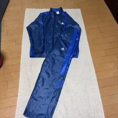 adidasウインドブレーカーセットアップ