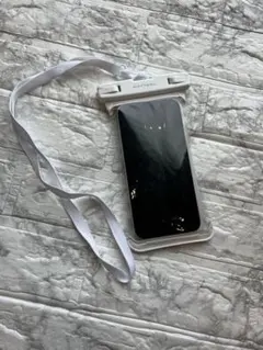 MOTTERU 防水ケース　ホワイト