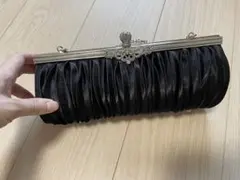【axes femme】サテンプリーツクラッチバッグ　冠婚葬祭　ウエディング