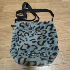 niko and ... ヒョウ柄 サコッシュ