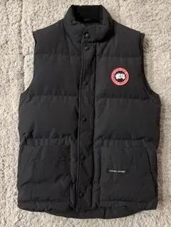 （美品）CANADA GOOSE ダウンベスト ブラック S/P