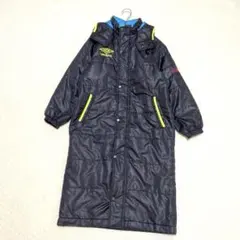 ＊umbro【140】アンブロ サッカーベンチコート フード付き キッズサイズ