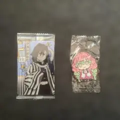 鬼滅の刃　伊黒小芭内・甘露寺蜜璃 カード、キーホルダーセット
