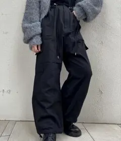 Chico 裾絞りポケットカーゴパンツ