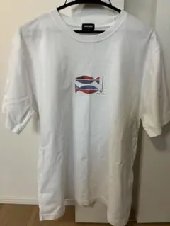 UNIQLO Tシャツ ホワイト 魚モチーフ Lサイズのサムネイル