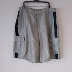 ★【古着】NIKE(ナイキ)ハーフパンツ　Ｌサイズ　グリーン系　カーキ