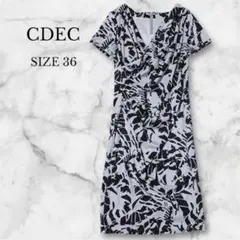クードシャンス　ワンピース　半袖　総柄　Vネック　大人女子　春夏　ホワイト　S