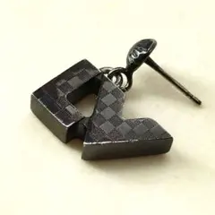 25609✨️ルイヴィトン ブックルドレイユ ラブレターズ ピアス LVロゴのサムネイル