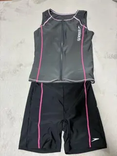 Speedo セパレート水着 フロントジップのサムネイル