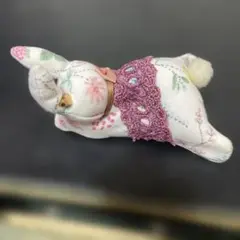 中古品　花柄ウサギぬいぐるみ　15ー272