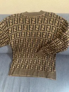 Fendi Fロゴ ニットセーター 長袖