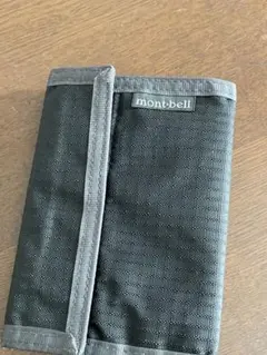 モンベル　mont-bell 二つ折り財布 ブラックのサムネイル
