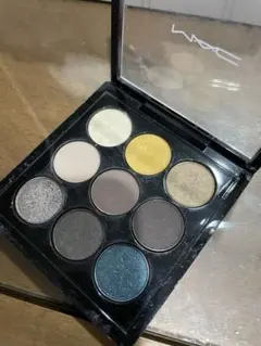 M.A.C スモール アイシャドウ x 9 パレットのサムネイル