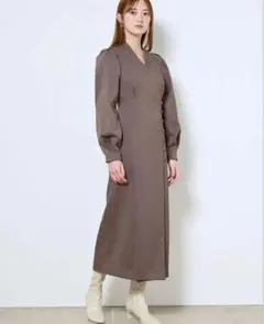 【SNIDEL】スナイデル ロングワンピース 茶色クラスタイトワンピース