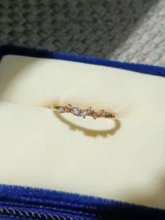 美品☆NOJESS K10 カスミソウ花冠 ダイヤピンキーリング 3号　※箱付き 美品☆NOJESS K10 カスミソウ花冠 ダイヤピンキーリング 3号 ※箱付き