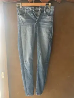American Eagle Outfitters スキニーデニムのサムネイル