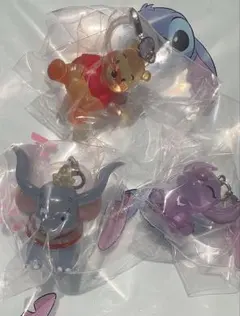 ディズニー　めじるしアクセサリー　ガチャガチャ　カプセルトイ　3個セット