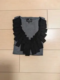 値下げしました。LANVIN フリル付きグレー半袖Tシャツ