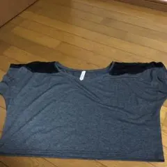 ショート丈Tシャツのサムネイル
