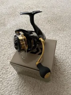 サンカクさま専用です。 Daiwa LEGALIS LT4000-CXH - メルカリ