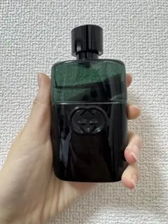 GUCCI オードトワレ 黒と緑のサムネイル