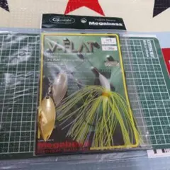 メガバス V3 FLAT SHAD 限定赤P ビッグブレード パールナチュラル