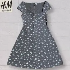 H&M Divided 小花柄 スクエアネック ミニワンピース 未着用のサムネイル