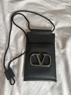 【美品】ヴァレンティノスマホショルダー
